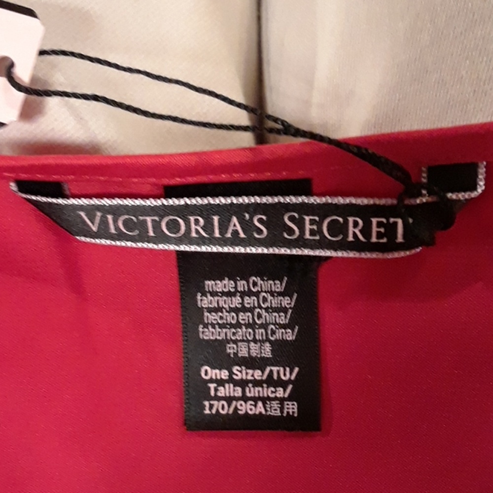 NWT Victoria's Secret "Love" robe - Picture 6 of 7